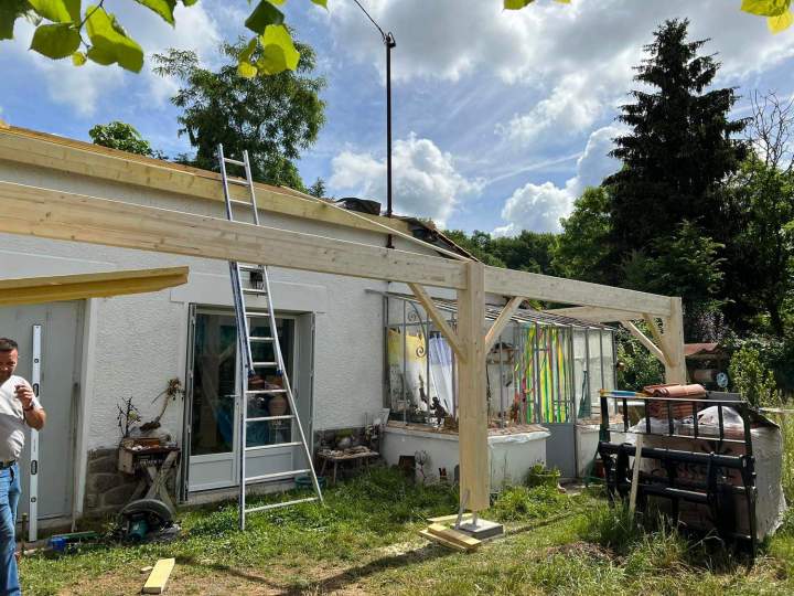 Charpentier professionnel à votre service à Terres-de-Haute-Charente