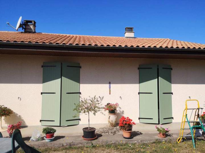 Menuisiers à Terres-de-Haute-Charente